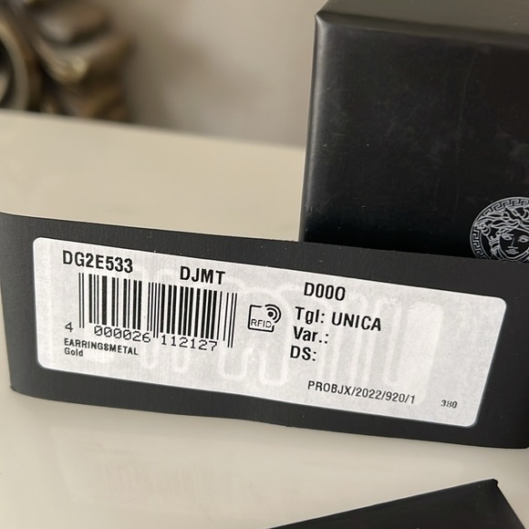 Versace Medusa Stud Medium Size Earrings - Picture 14 of 15